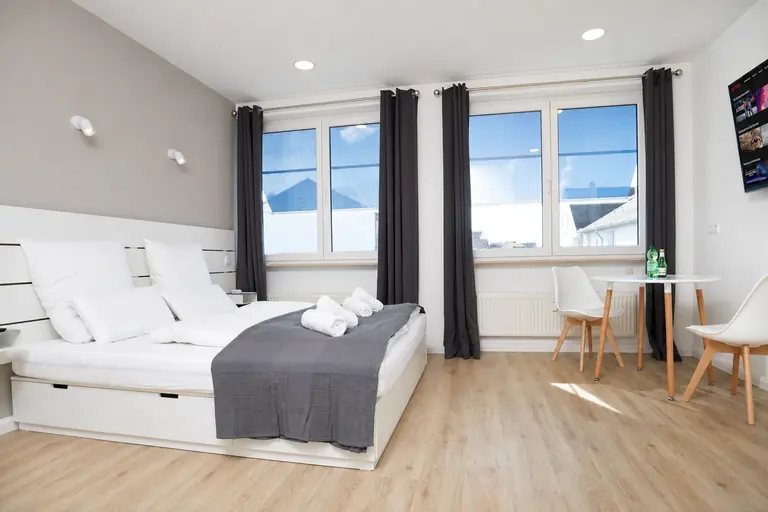 Apartment 5 Photo 1